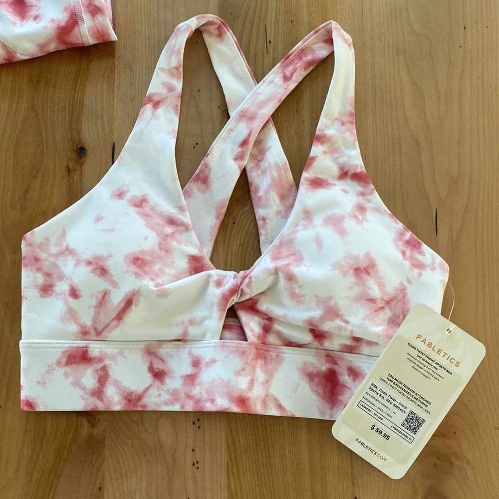 Fabletics Fit - Picture 3 of 4